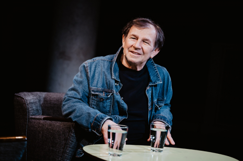 Premierowe spotkanie z Henrykiem Niebudkiem